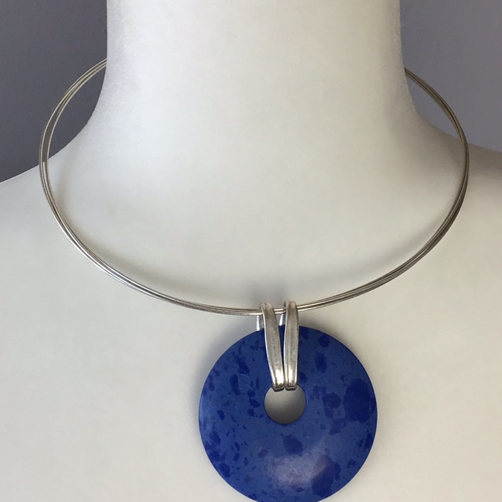 Sterling Circlet Necklace with Disc in Blue